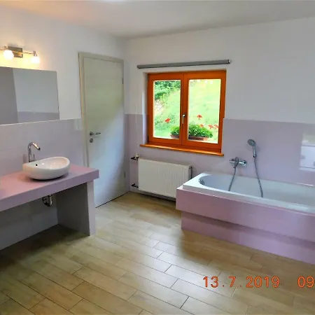 Pocitniska Hisa Lencka Bohinjska Bela