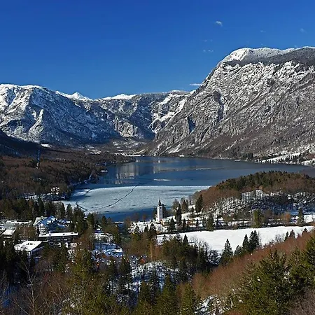 Vakantiehuis Pocitniska Hisa Lencka *